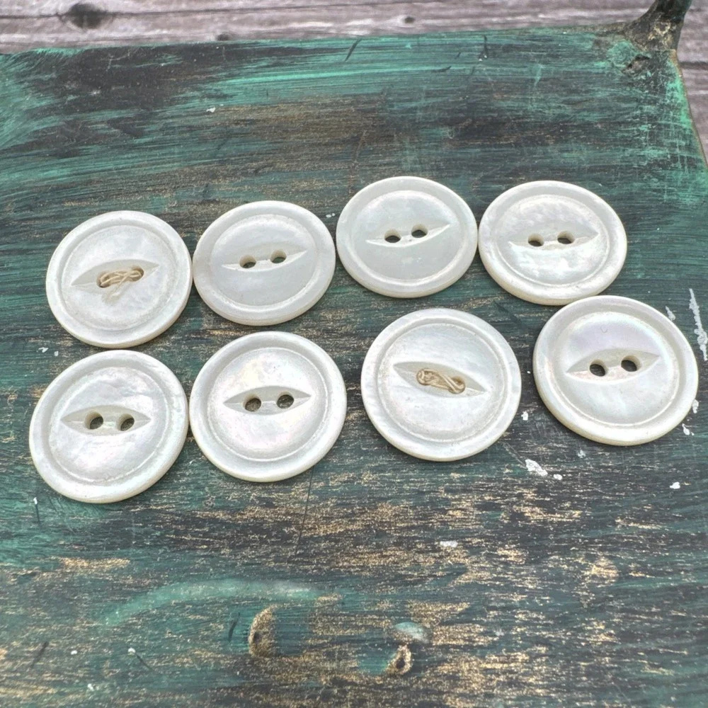 Vintage Mother Of Pearl Buttons 1950's Lot Of 8 Natural Shell Sewing Craft EUC